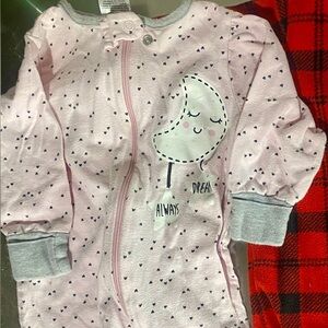Carter’s 0–3M Pink Heart Footed Zip Pajamas – Moon “Dream Always”